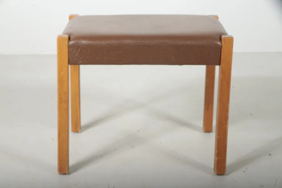 Pall- Skinnklädd sits, 1960-tal