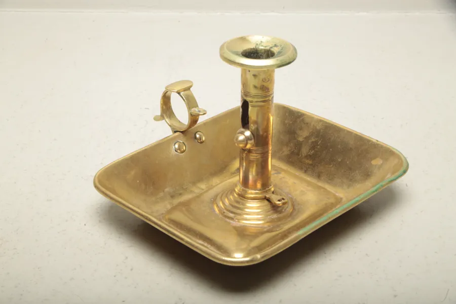 Nattljusstake i mässing, 1700/1800-tal