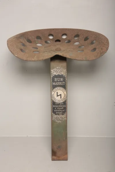 Traktorsits- "Runmärket, Söderberg & Haak- Stockholm, Malmö"