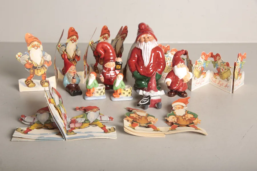 Juldekoration, 7st tomtar & 4st pappdekorationer