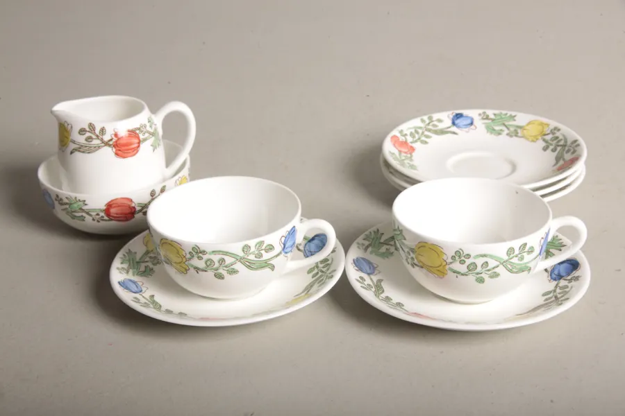 Gustavsberg Servisdelar "Tulpan", Design: Calle Blomqvist, 9-Delar 