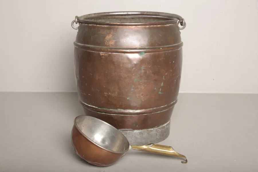 Kopparhink, 1800/1900-tal, Med tillhörande skopa