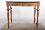 Skrivbord, Gustaviansk-stil, Valnöt, 1900-tal