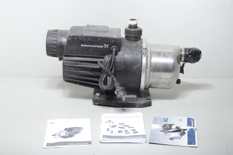 Grundfos pump, typ MQ3-45 B