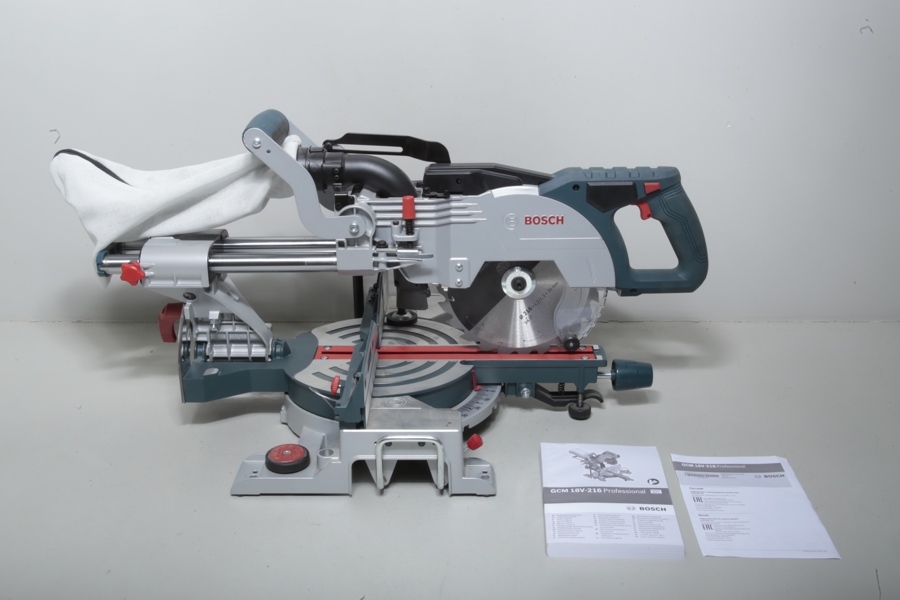 Bosch Professional kap & gersåg, GCM 18V-216