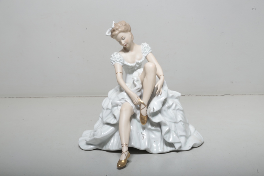 Figurin porslin "Ballerina" Wallendorf, 1900-talets mitt