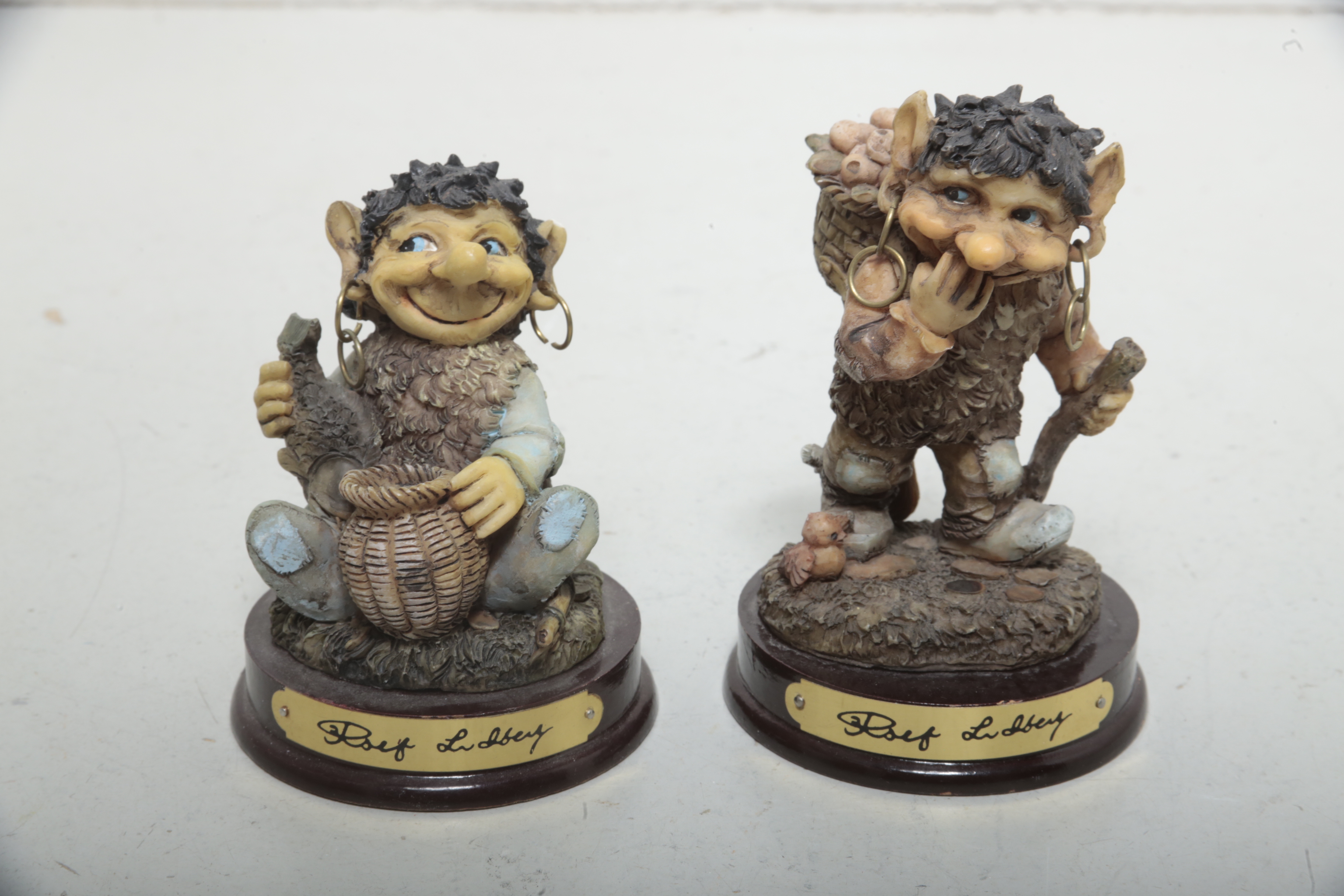 Rolf Lidberg troll, 2 stycken | Auction auktionstjanst.se