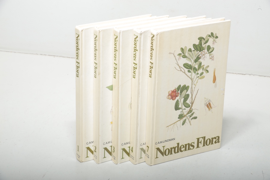 Böcker "Nordens Flora" C.A.M. Lindman, 5 stycken