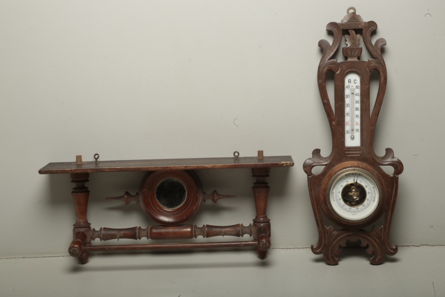 Barometer med termometer + handdukshylla, 1900-tal