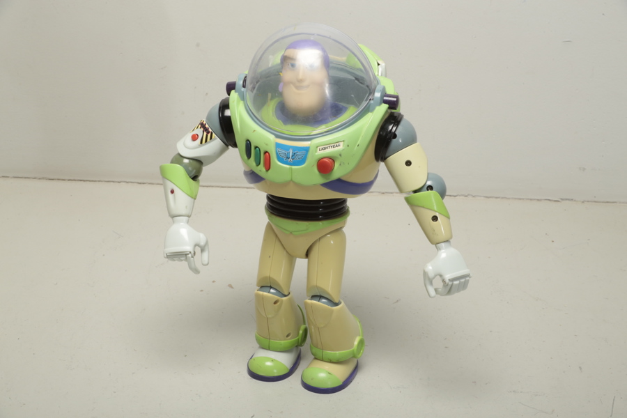 Buzz Lightyear figurin